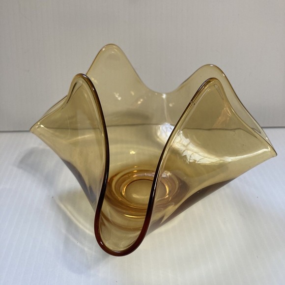 Vintage MCM Amber Handkerchief Ruffled Pinched Art Glass Bowl, Mid Century - Picture 4 of 11